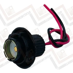Single contact for tail lamp